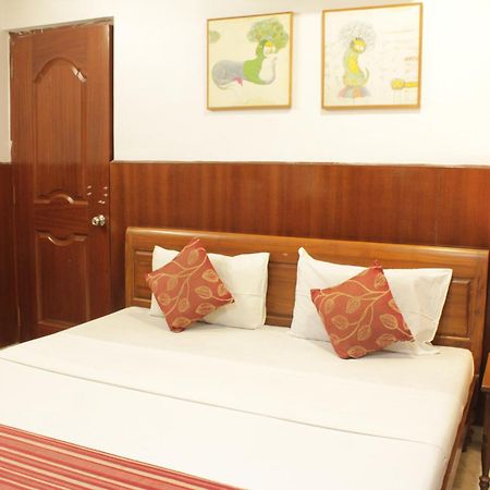 Bed and Breakfast Happy Planet à Chennai Extérieur photo