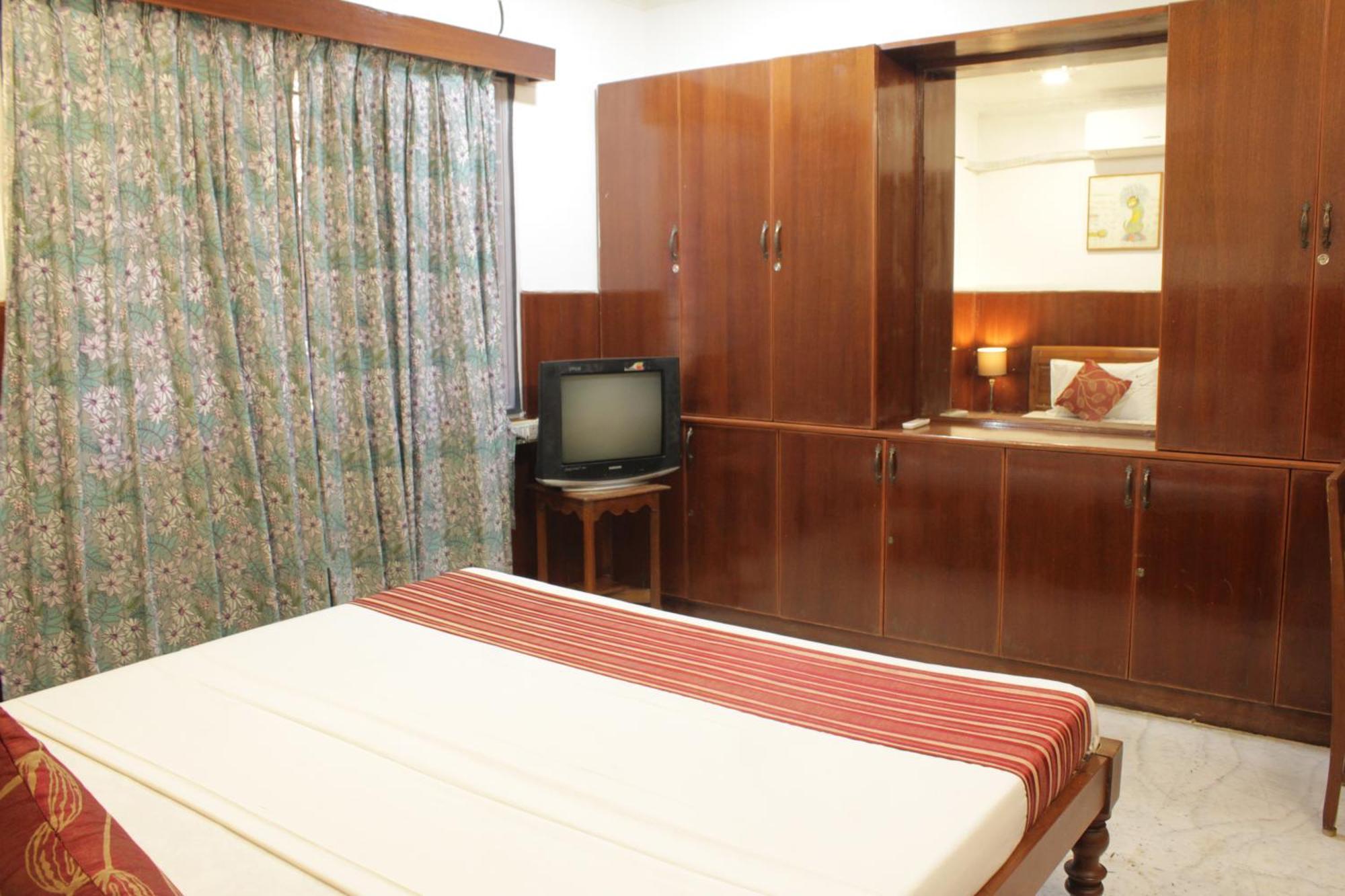Bed and Breakfast Happy Planet à Chennai Extérieur photo